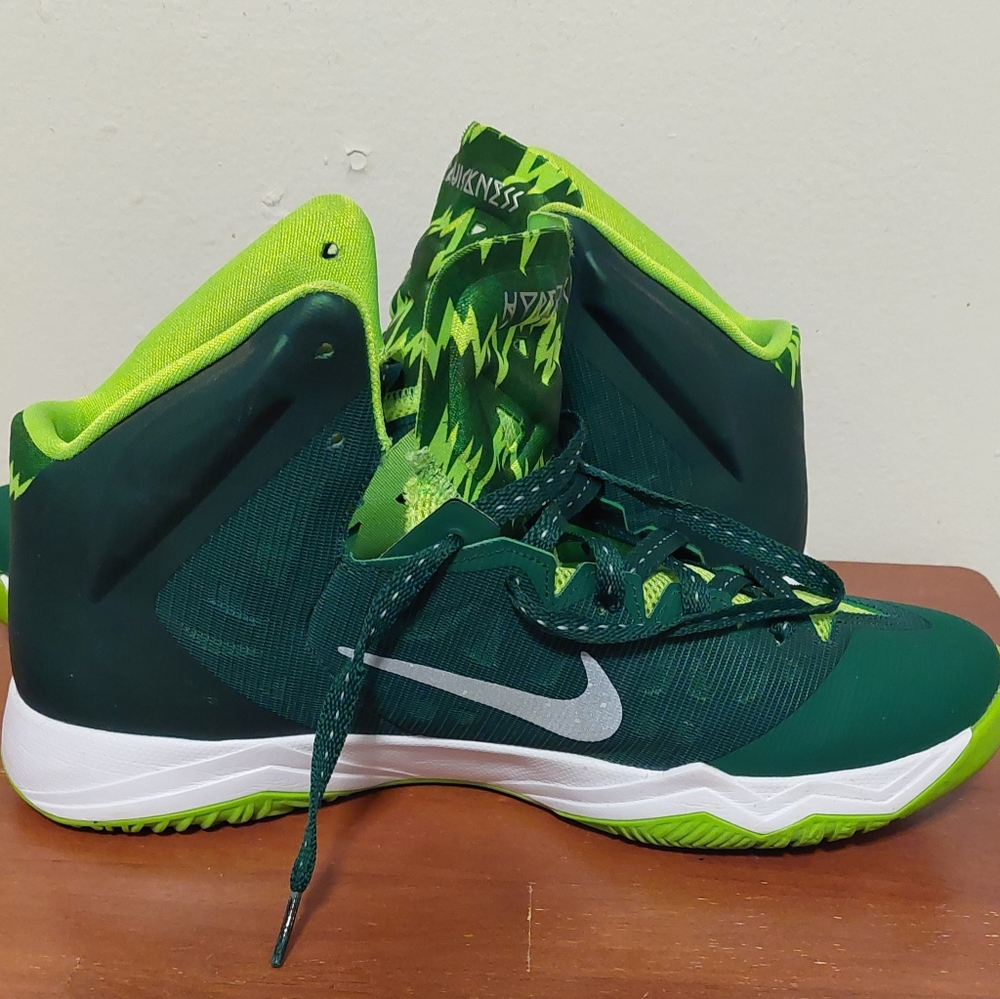 Nike Hyperquickness Bball Kicks. - image 6
